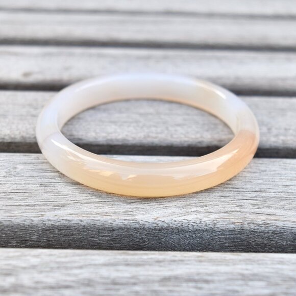 【SOLD】58.6 mm Agate Bangle Bracelet - Orange - Chinese Agate Bracelet - Picture 1 of 6